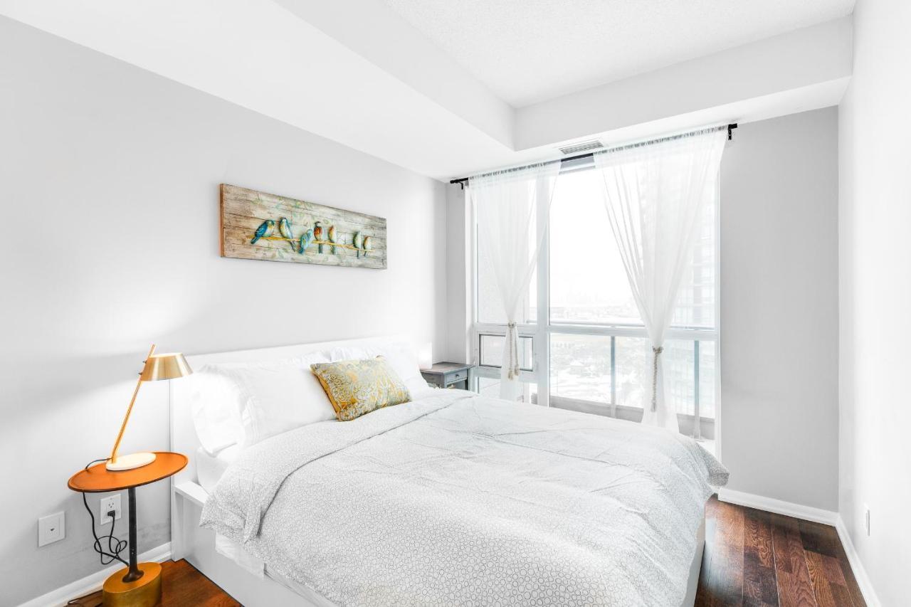 Aoc Suites - High-Rise Condo - City View Toronto Bagian luar foto